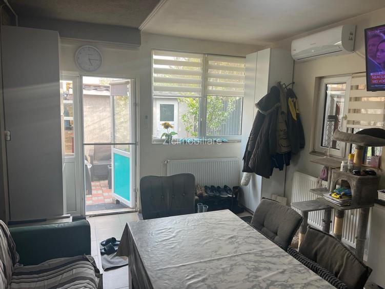 Vilă duplex Domnești, 5 camere, 120 mp utili, teren 165 mp, fotovoltaice, parcar - 12