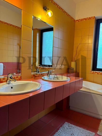 Casa individuală 5 camere, teren 800 mp, Mahala - 22