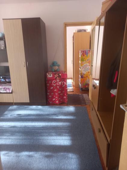 Inchiriez apartament doua camere Blascovici - 4