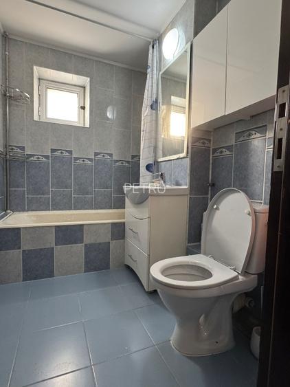 Apartament cu 3 camere, decomandat, 68 mp, mobilat si utilat + acces 100 mp - 4