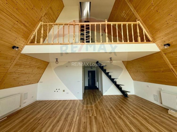 De vanzare Cabana A-Frame cu 1850 mp teren in zona Pucioasa, DB - 4