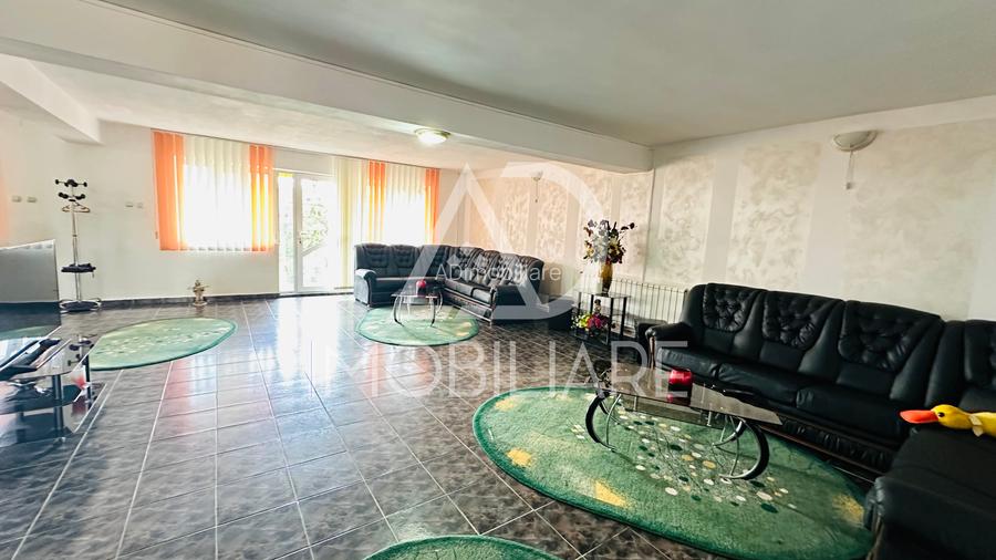 Vânzare vilă spațioasă în Târgu-Jiu , Bld Ecaterina Teodoriu - 5