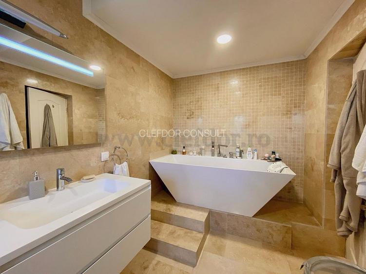 Vila in zona Iancu Nicolae-British School - 12