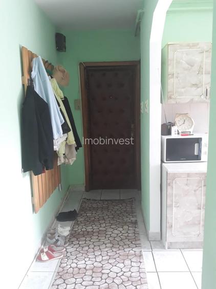 Vand apartament cu 2 camere cf. 1, decomandat, etaj 4/4, zoan Bld.  Pandurilor - 4