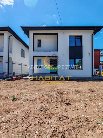 Vila 4 camere- teren 385mp- adiacent Bd. 1 Mai - 4