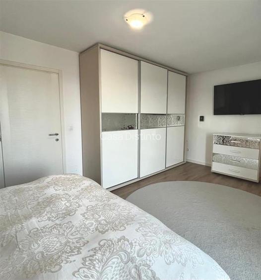 Casa cu 4 camere si garaj - 10