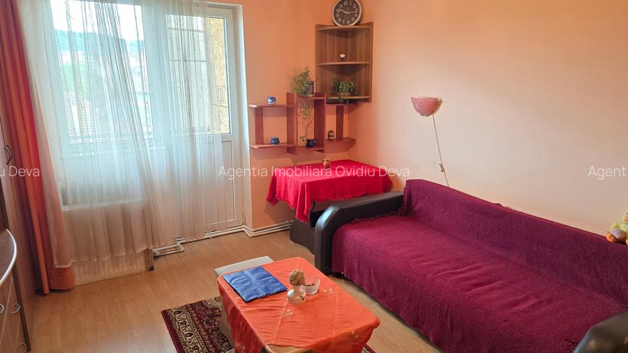 Vand apartament cu 2 camere in Deva, zona Sala Sporturilor in P-uri, etaj 3, - 2