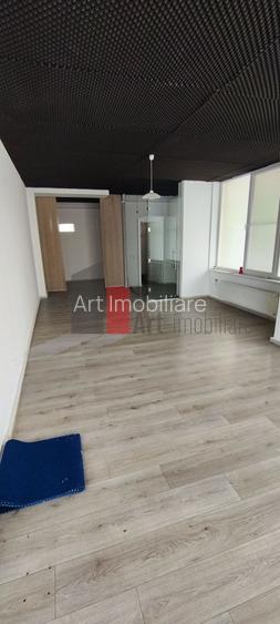 Spatiu comercial 2 etaje stradal, compartimentat - 4