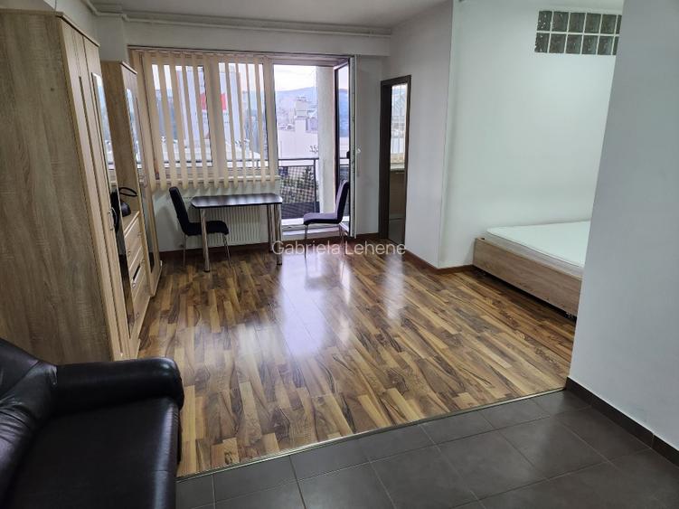 Vând apartament în zonă foarte bună, locuibil imediat! - 15