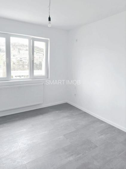 Apartament 3 camere 71mp zona Centrala 111.000eur neg - 2
