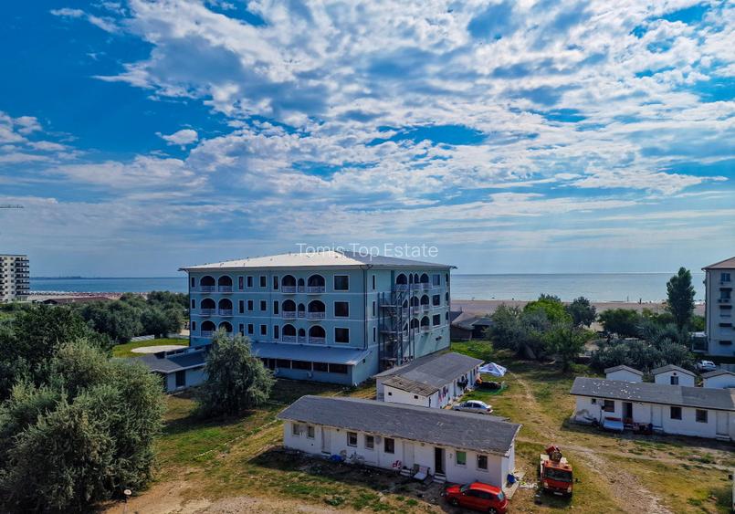 Ap de 4 cam de vanzare, Statiunea Mamaia, vedere la mare si lac, 150m de plaja. - 2