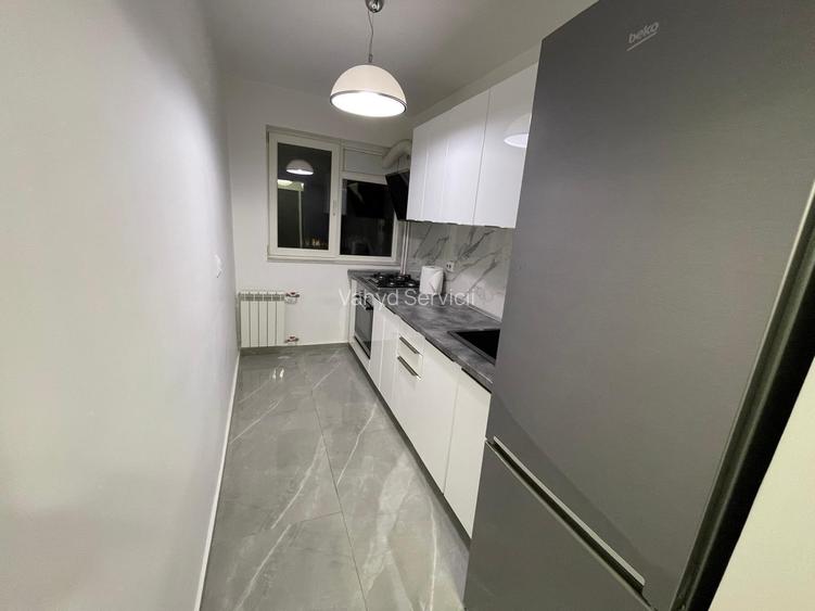 Piata Victoriei  Iancu de Hunedoara - 8