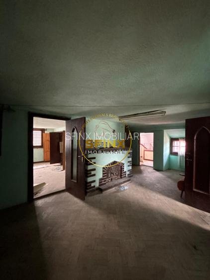 Vila interbelica somptuoasa, Sinaia. Necesita renovare, oportunitate - 8