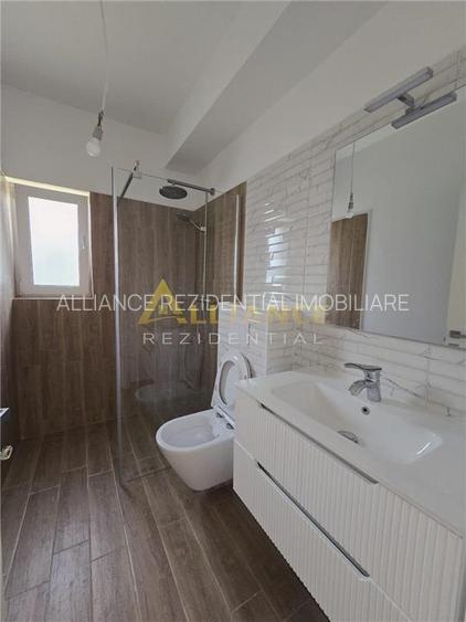 Vila tip duplex - 4 camere - 2 bai - pod - beci - 5