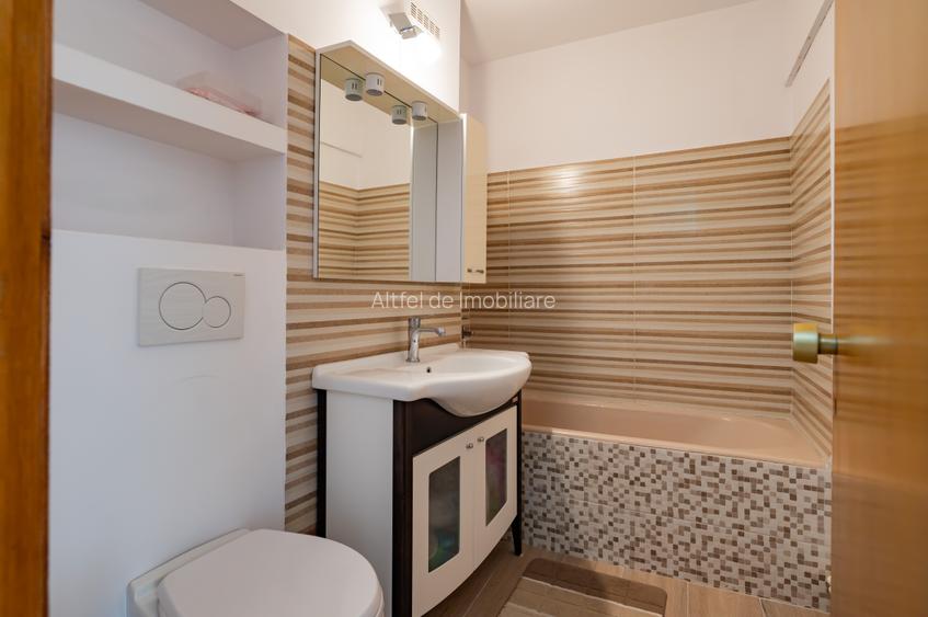 INEL 2 – DEZROBIRII – 3 CAMERE DECOMANDATE, 2 BAI, ETAJ 3/4, BLOC 1987 - 12