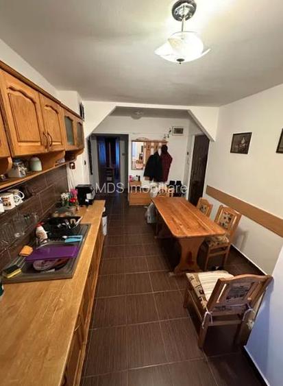 4 camere Bucovina etaj 2 decomandat - 2