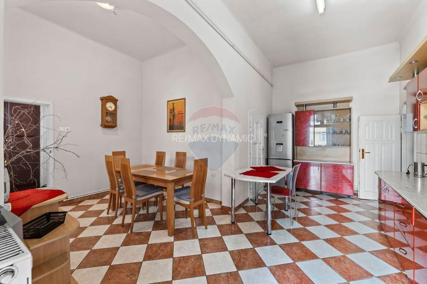 Apartament cu 3 camere zona Boul Roșu - 10