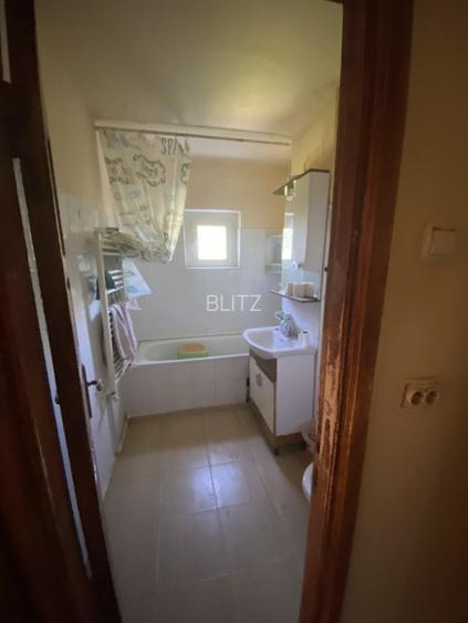 Apartament de 77mp , 3 camere decomandat et.2/4  langa Biserica mica ,Filiasi - 10