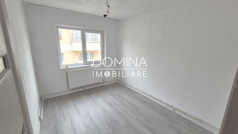 Vanzare apartament 2 camere, 42 mp - Bumbesti-Jiu - strada Jiului