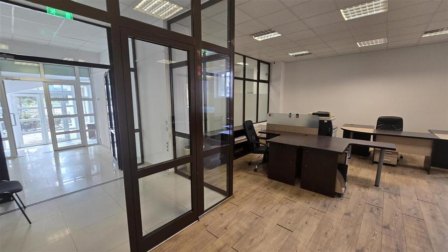 Spatiu Birouri - 180 mp! In Suceava! De Inchiriat! 0727817187