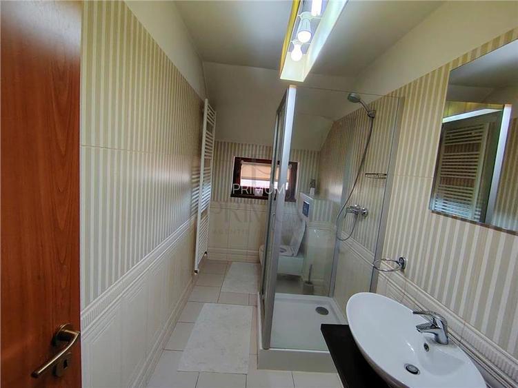 Casa individuala - 6 camere - locatie excelenta - 220 mp utili - garaj - 13