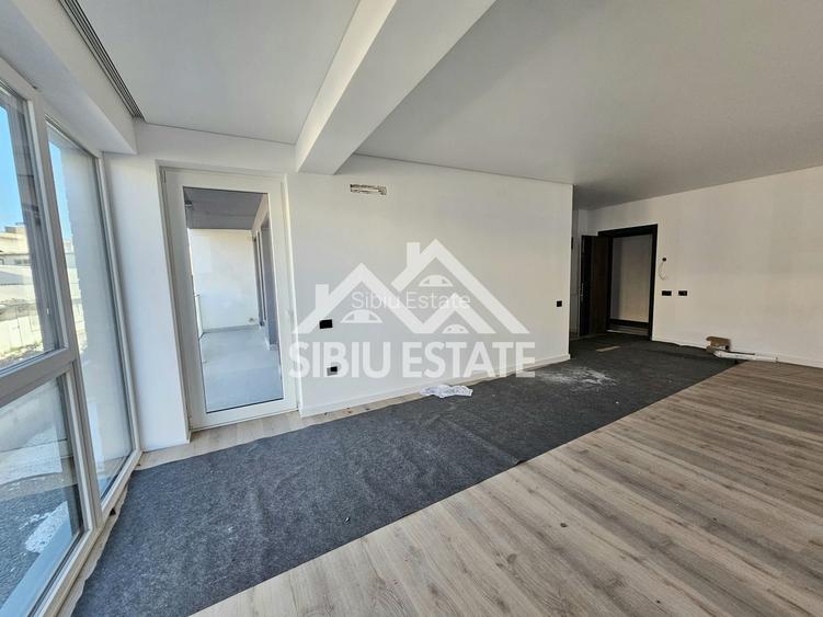 Apartament Sibiu central 3 camere, 2bai, lift garaj NOU - 11