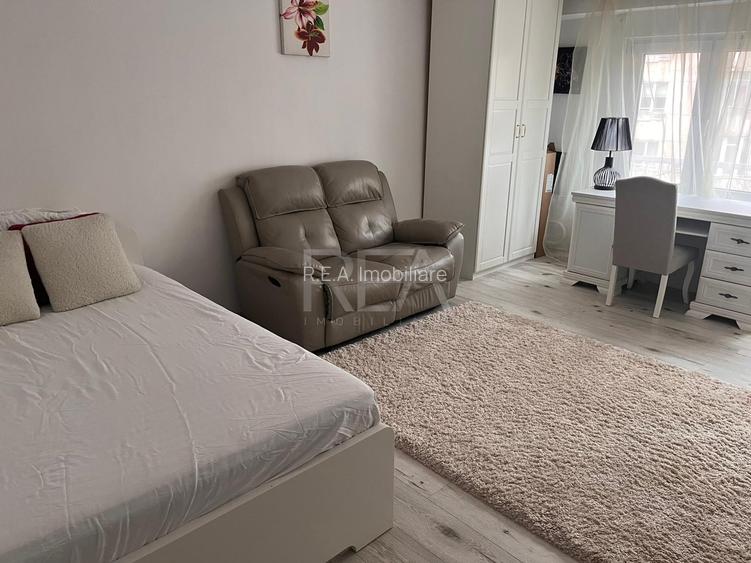 Garsoniera, et 5/7, bloc 1990, 41 mp-Panduri - 3