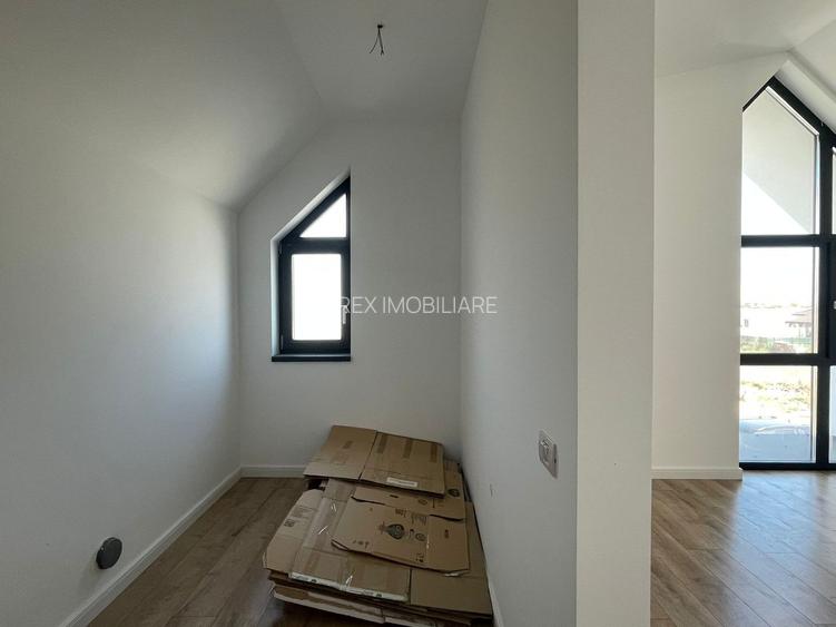 Duplex cu arhitectura deosebita - Mosnita Noua - 7