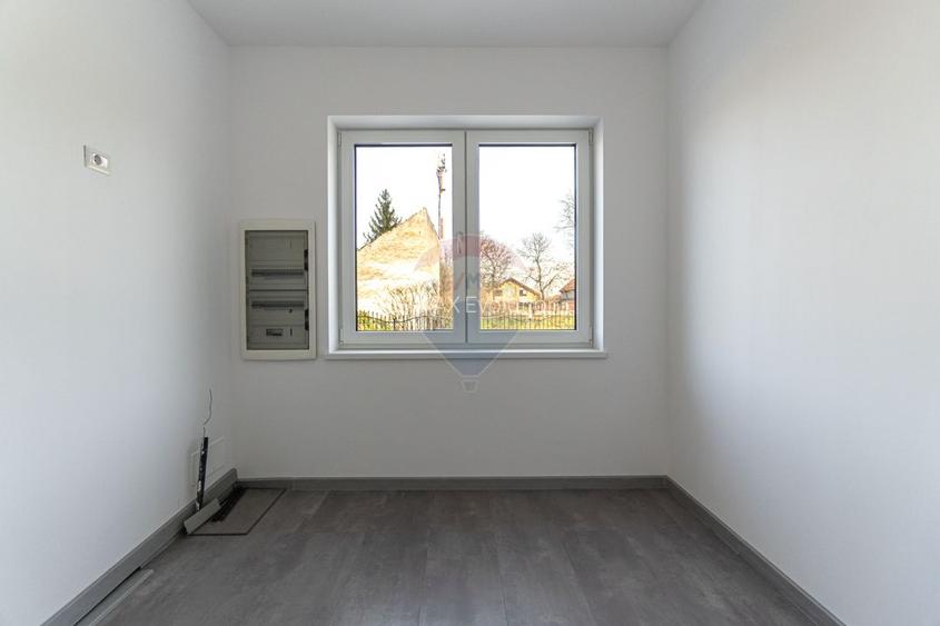 CASE NOI ÎN ARHITECTURĂ ALPINO-MODERNĂ CU ALEE PRIVATA | CRISTIAN - 50