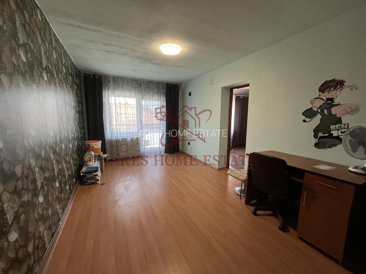 Casă individuală P+1+pod, pe piloni cu panouri solare - 2