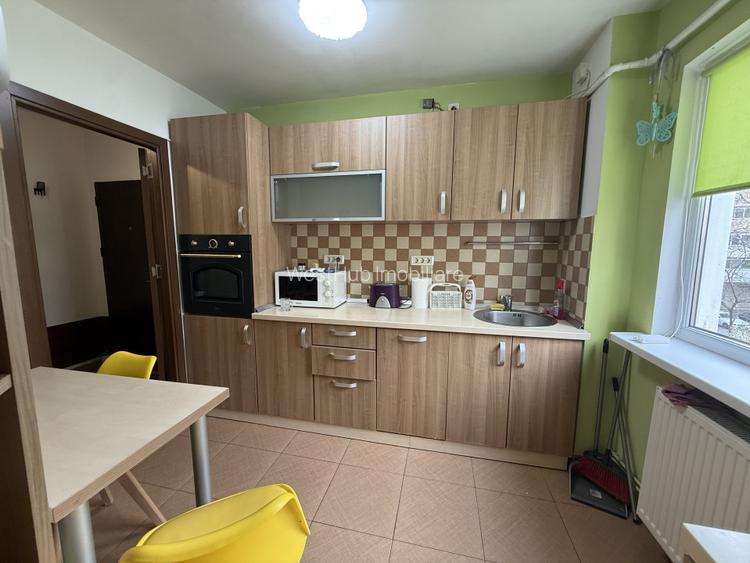 Apartament 3 camere, 64 mp utili + balcon si boxa, etaj 2 - Gheorghe Lazar - 7