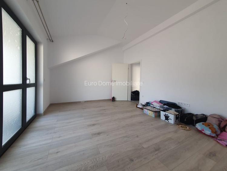 Apartament intabulat, 2 camere decomandate, bloc tip vilă, Sânpetru - 9