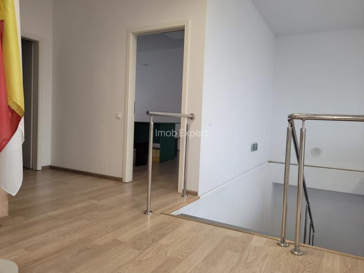 Inchiriez cladire de birouri si hala industriala - 12