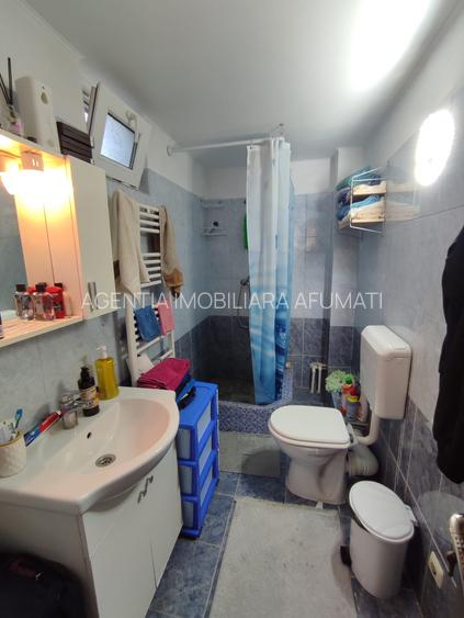 Casă frumoasă de vânzare în Petrachioaia - zonă centrală lângă lac - 15