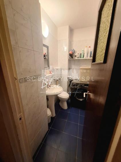 Apartament spatios cu 4 camere in zona Tomis 3 – Aleea Heracleea - 14