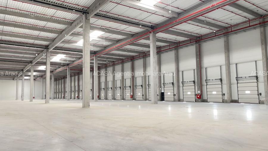 Hala industriala depozitare si productie la 2710 mp - 2