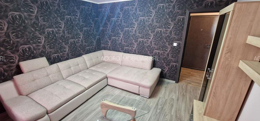 Garsoniera decomandata zona Far. - 3