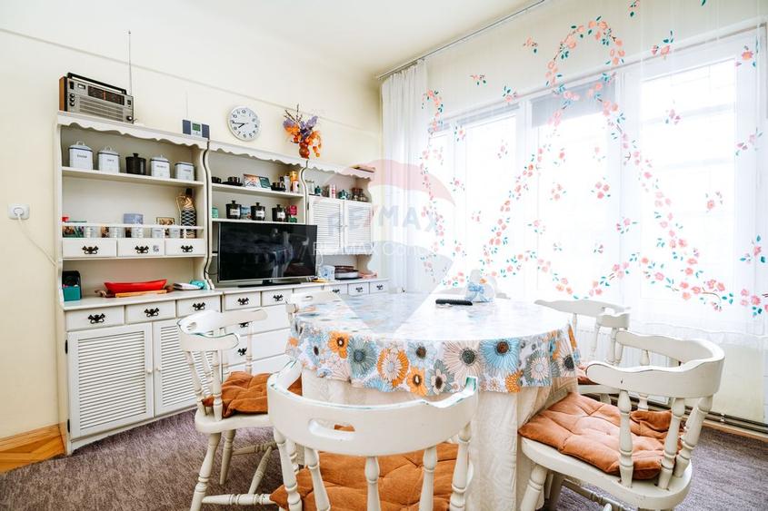 Apartament spațios cu grădină proprie într-o vilă interbelică renovată - 26