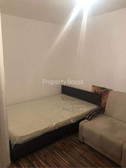 Garsoniera in bloc mixt langa metrou Gorjului, Militari - 3
