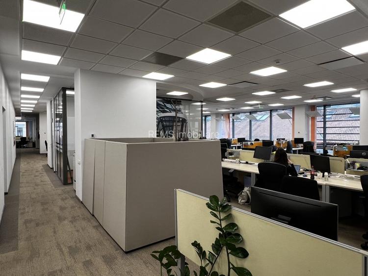 COMISION 0 / Birou ultracentral / Cladire de birouri clasa A - 3