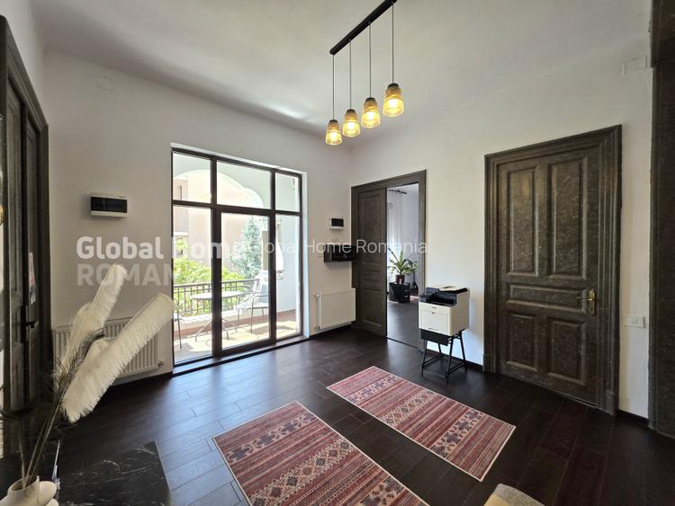 Cismigiu Garden | Office Interbelic Villa - 12 Rooms - 637 Land - 441Sqm Surface - 12