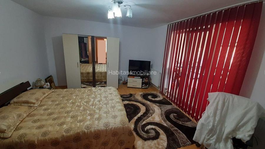 Casa moderna, foarte spatioasa, cu  1500 mp teren, în  Dambul Rotund - 10