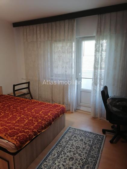 2 camere intersectia Nasaud cu Viilor etaj 1 - 4