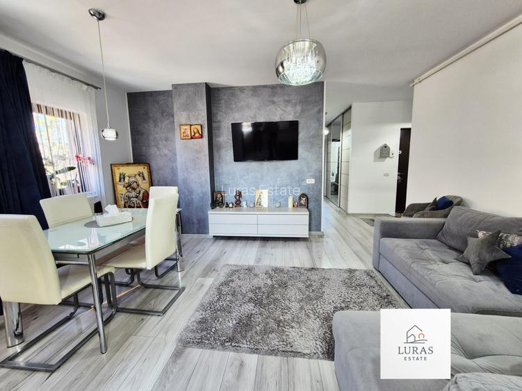 De vânzare apartament modern 3 camere – loc de parcare privat - 2