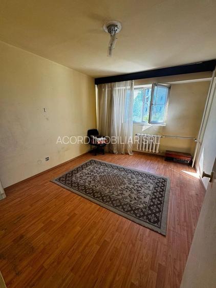 Apartament 2camere decomandat-zona Capitol - 3