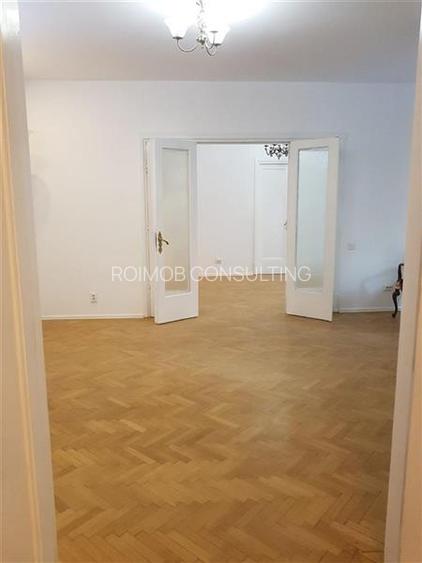 Armeneasca, apartament deosebit, 5 camere, renovat , zona cu acces facil. - 4