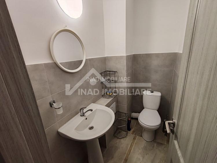 Apartament cu 3 camere, 80 mp, 2 bai, zona Centrala (Piata Cipariu) - 12