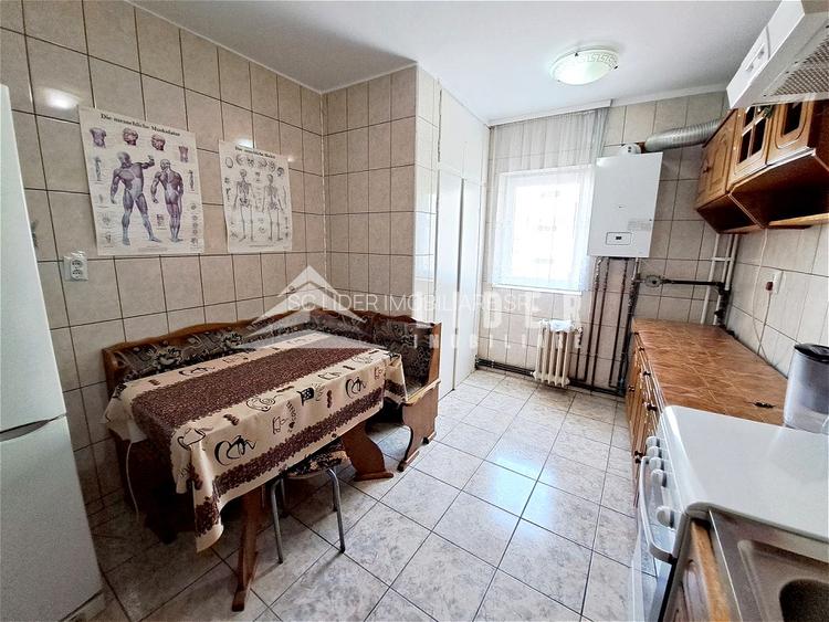 Apartament cu 4 camere de vanzare, strada Pasteur,parcare proprie - 7