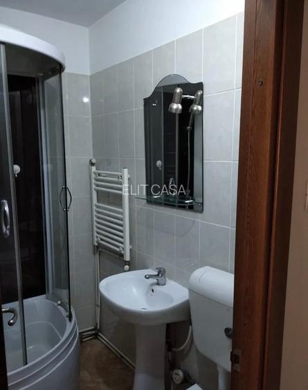Garsonieră, zona Mircea Cel Bătrân - 5