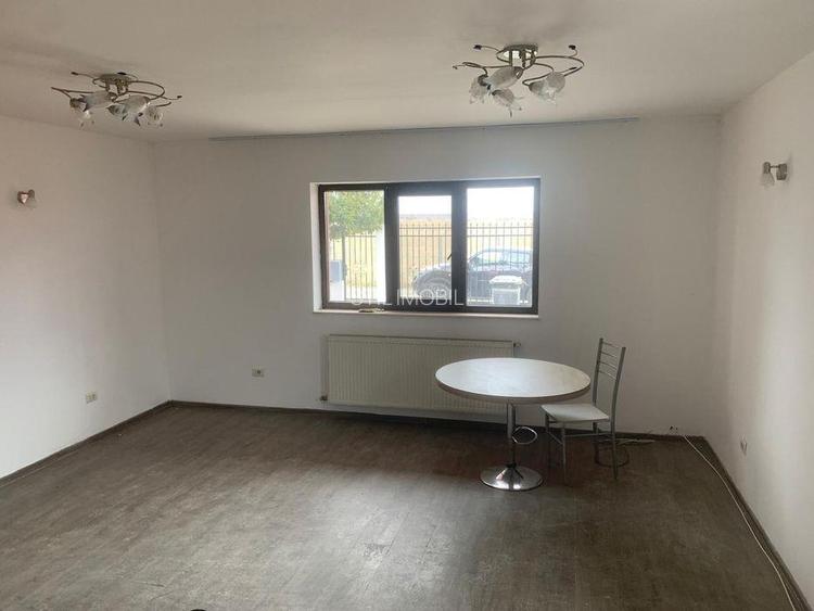 Casa/Vila Tatarasi - 740 euro - 4